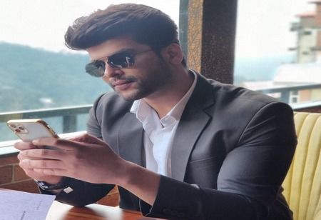 Actor Kushal Tandon acquires a luxurious property in Alibaug  worth Rs.2 crore