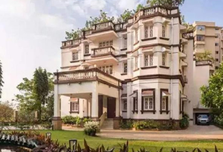 Business Tycoon Aditya Birla Group acquired A lavish Bungalow worth 220 crores in Mumbai