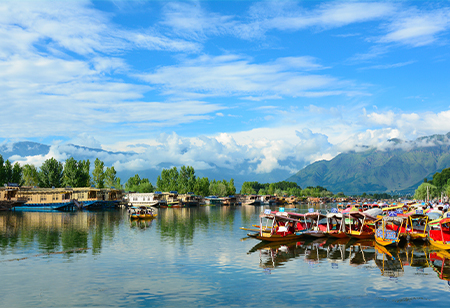 Srinagar is Introducing 100 E-buses under its Smart City Initiative